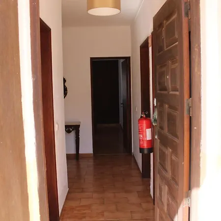 Apartamento T3 Com Vista Mar Διαμέρισμα *